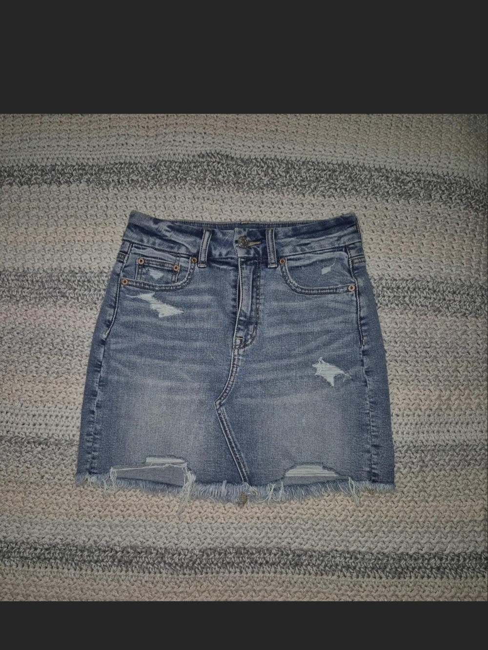 American Eagle Outfitters Blue Distressed Denim Skirt